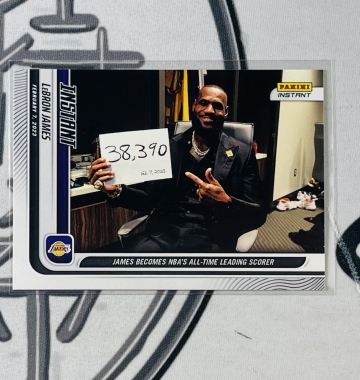 2022-23 Instant Lebron James