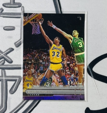 2022-23 Photogenic Magic Johnson /99