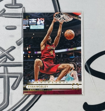 2022-23 Photogenic Evan Mobley